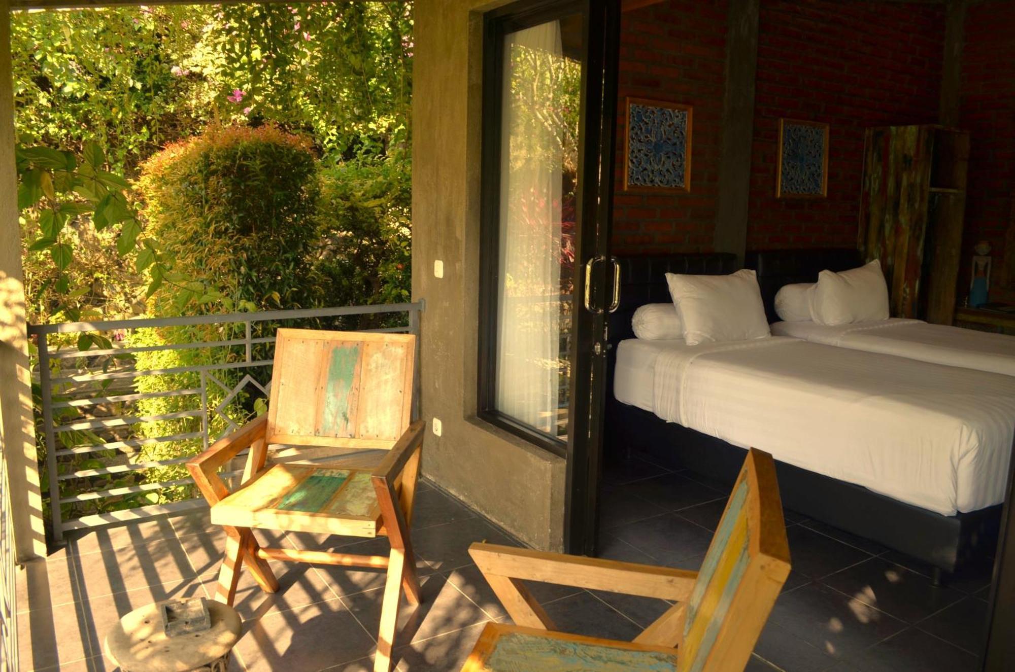 Alamanda 5* Lovina (Bali)