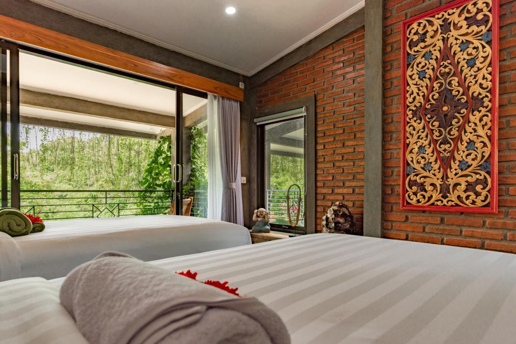 Alamanda Hotel 5*